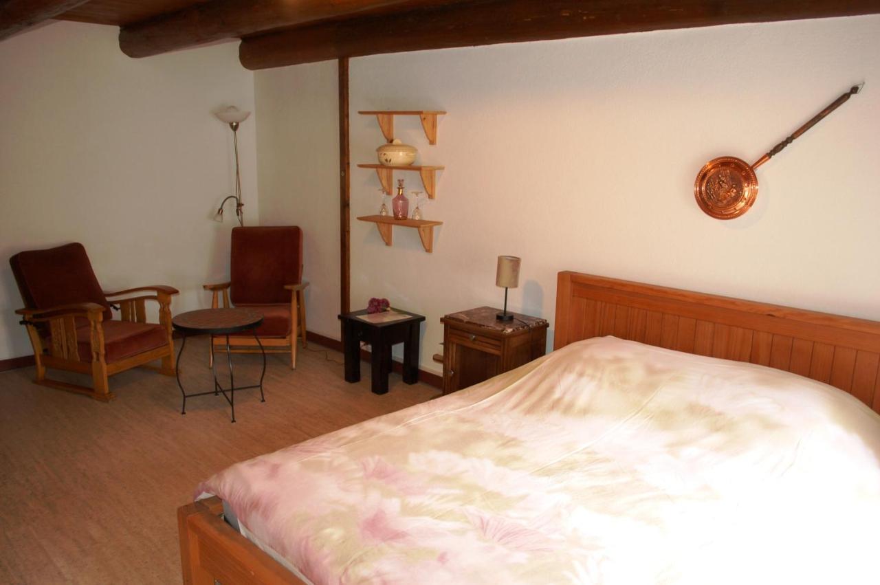 Le Grand Trianon Bed & Breakfast Saint-Didier-sur-Doulon Exterior photo